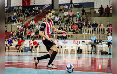 Apucarana Futsal vence e reassume a liderança na Série Prata