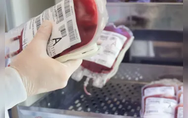 Paraná envia 300 bolsas de sangue para ajudar o sistema de saúde do RS